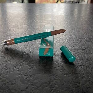 Thrive Causemetics Infinity Eyeshadow Stick in Shaney Jo  (caramel matte)